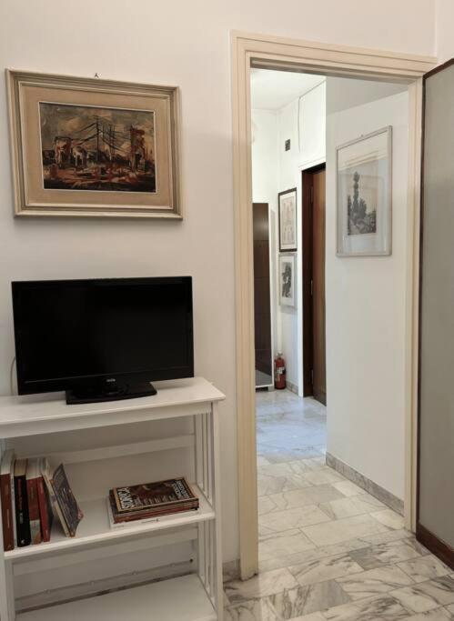Tiberia Apartment Roma Exterior foto